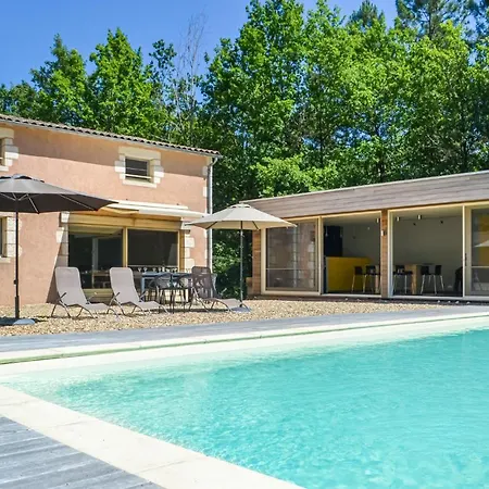 4 Bedroom Gorgeous In , Remy Сasa de vacaciones